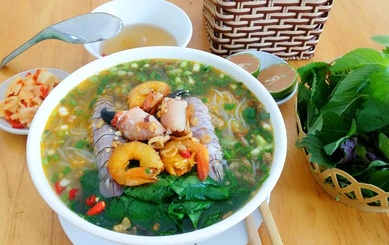 Bún hải sản Hạ Long giá rẻ