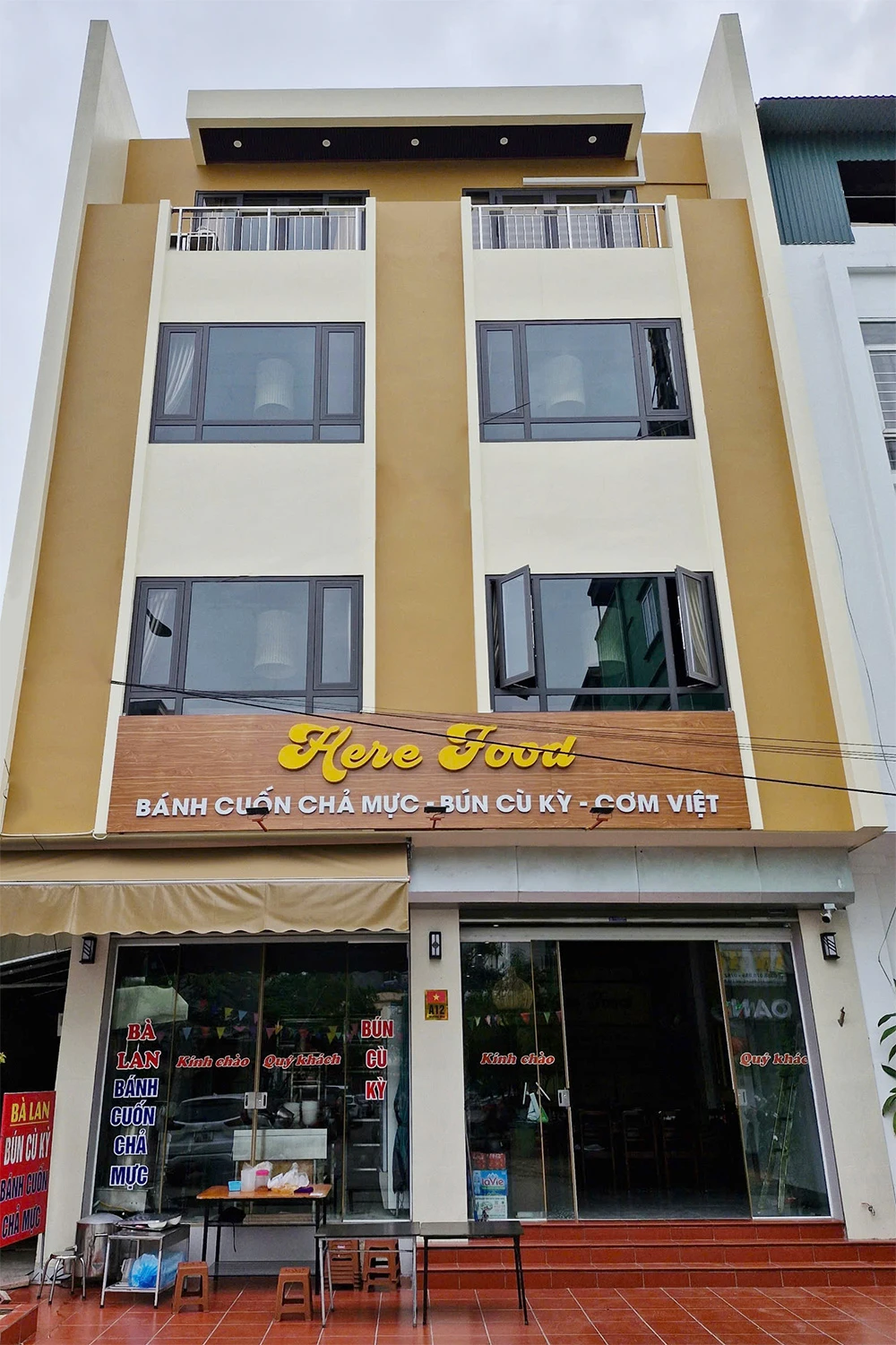Về chúng tôi